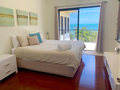 14 Gloucester Avenue, Hideaway Bay