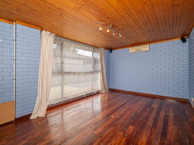 82 Lyrebird Way, Thornlie