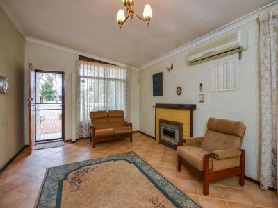 76 Hanbury Street, Kalgoorlie