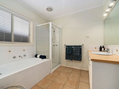 1A Bayvista Rise, Somerville