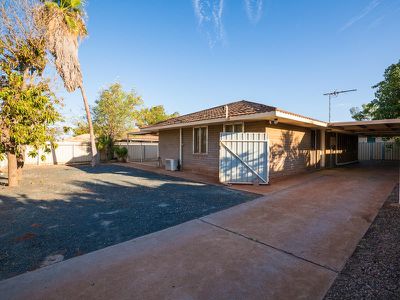 4 Lovell Way, South Hedland