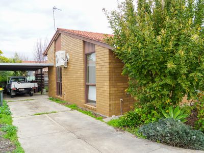 11 / 15 Begg Street, Horsham