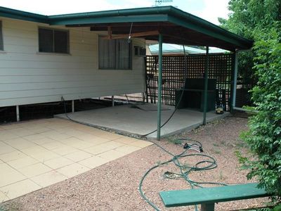 176 Kingfisher street, Longreach