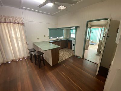 66 /  68, 70 Kingaroy Street, Kingaroy