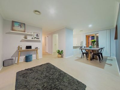 39 Matthews Way, Wakerley