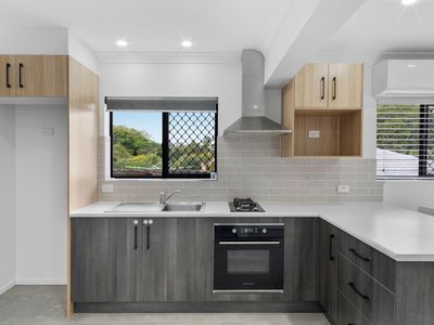 2 / 8 Rawle Street, Camira