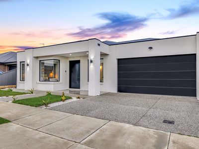 21 O'Rourke Street, Lucas