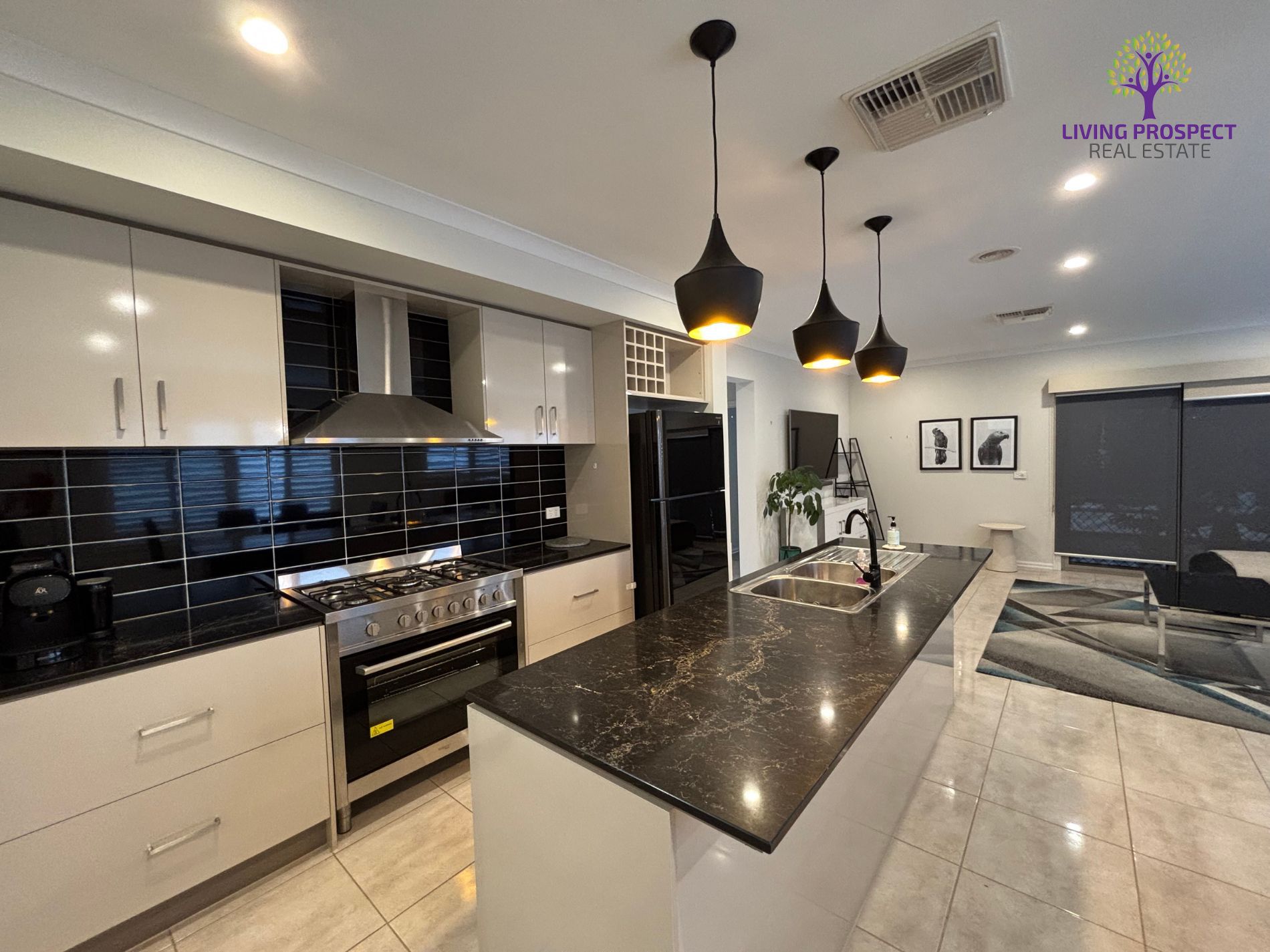 25 Hanover Street, Point Cook