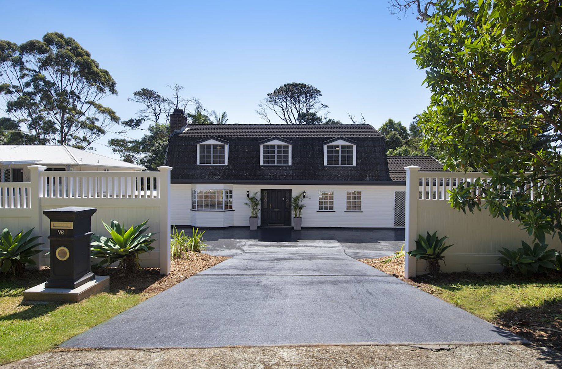 98 Eagle Heights Road, Tamborine Mountain Oxbridge Global Real Estate