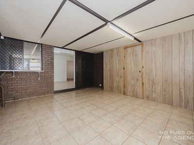 9 Burgland Drive, Girrawheen