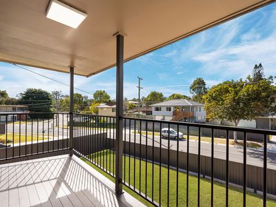 73 Woodlands Drive, Rochedale South