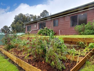 867 Woodbridge Hill Road, Gardners Bay