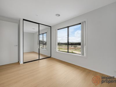 38 Pat Lovell Crescent, Whitlam