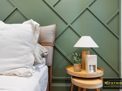 31 Alrose Gr, Deanside