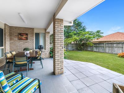 8 Rosefinch Street, Upper Coomera