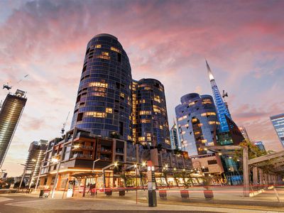 905 / 11 Barrack Square, Perth