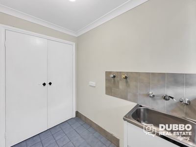 27 Pegasus Place, Dubbo
