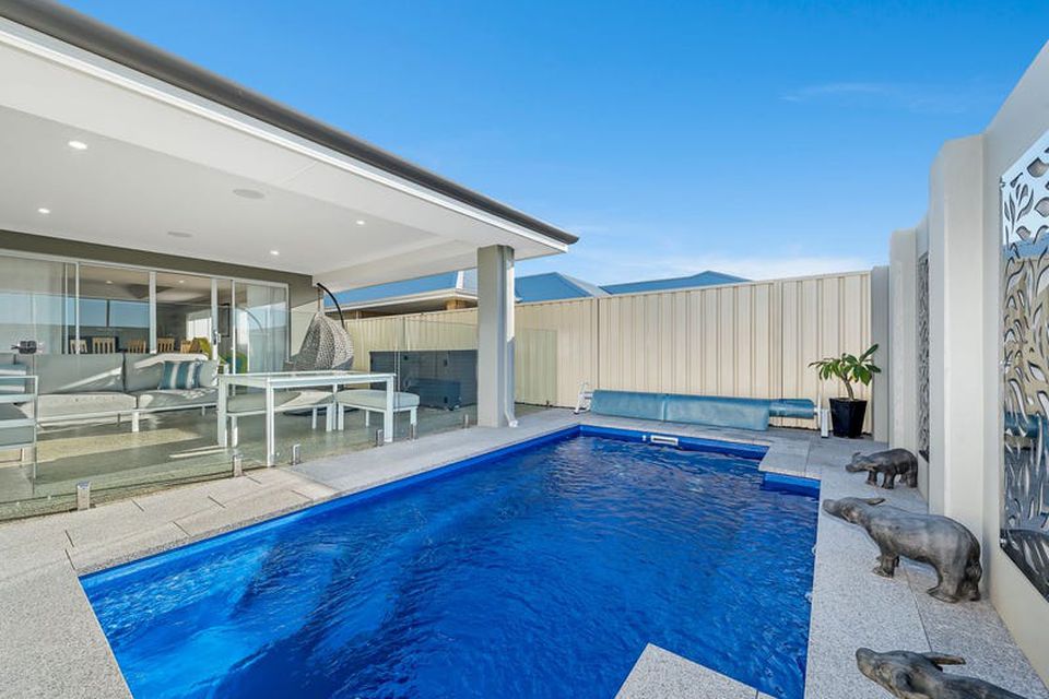 18 Minstrell Way , Madora Bay