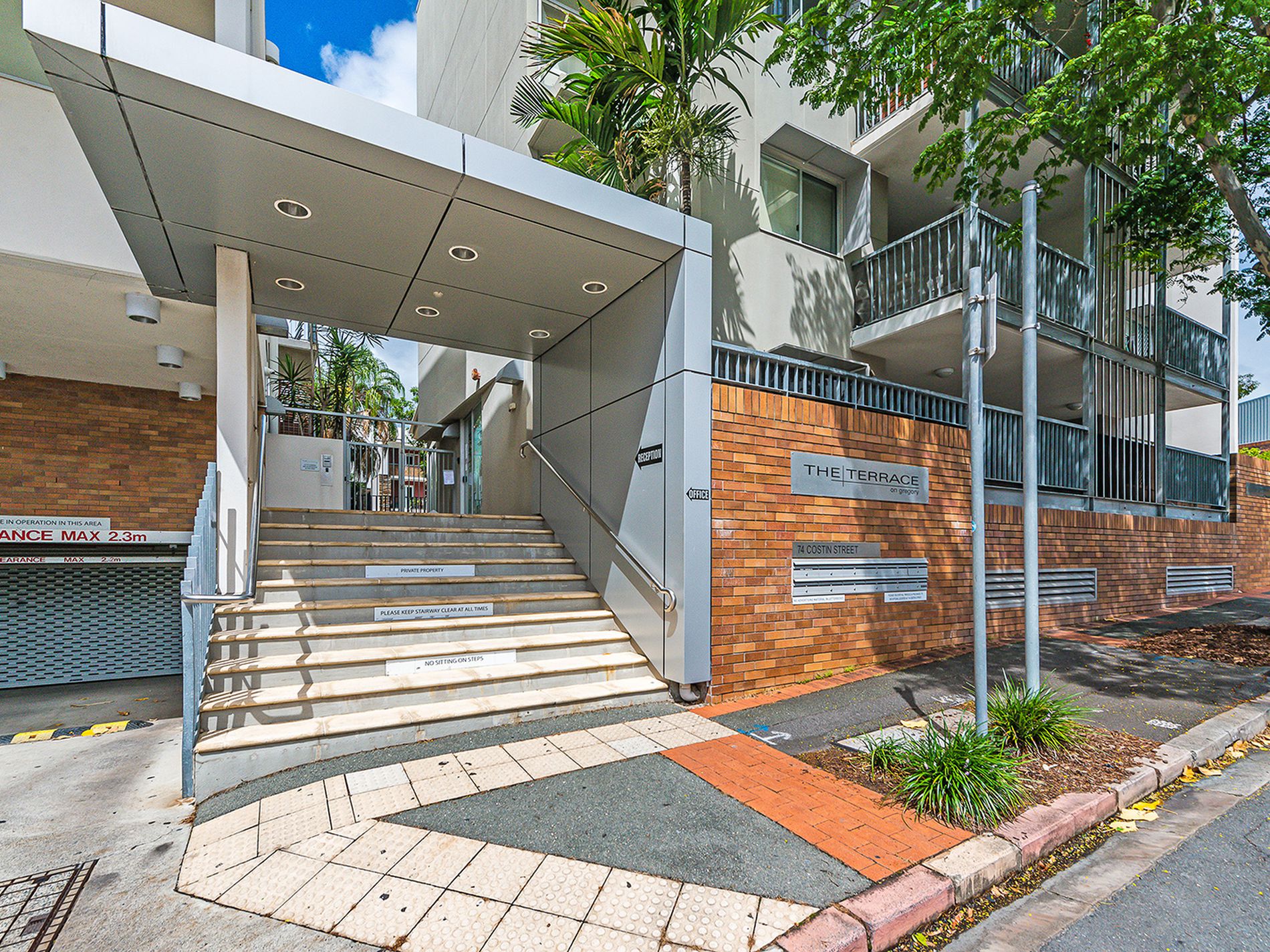202/587 Gregory Terrace, Fortitude Valley Aurora Realty Brisbane