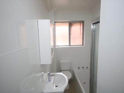 1 / 70 Wangee Road, Lakemba