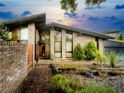 8 Anderson Court, Endeavour Hills