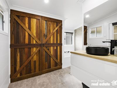 780 Beechwood Road, Beechwood