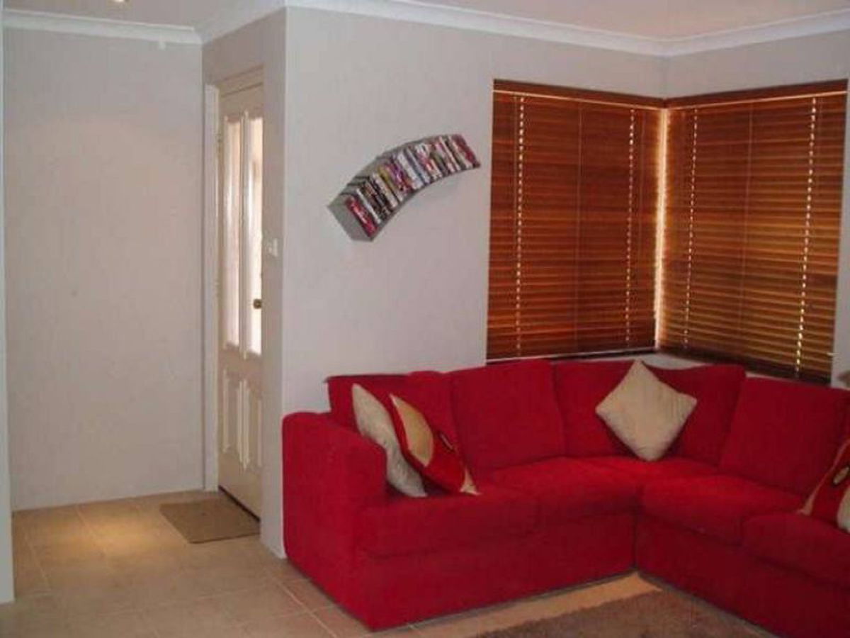 4 / 50 Covent Gardens, Stirling, Stirling - Thumbnail 3
