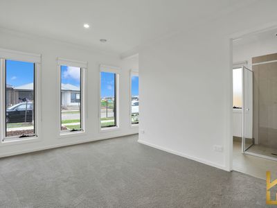 24 Sonata Street, Wyndham Vale