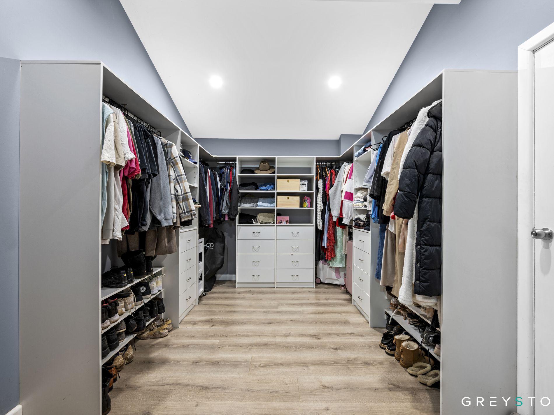 2-4 Outlook Ride, Kurunjang