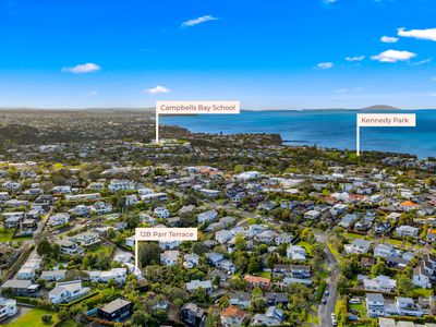 12B Parr Terrace, Castor Bay