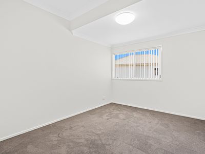 11 / 76 Essex Street, Berkeley