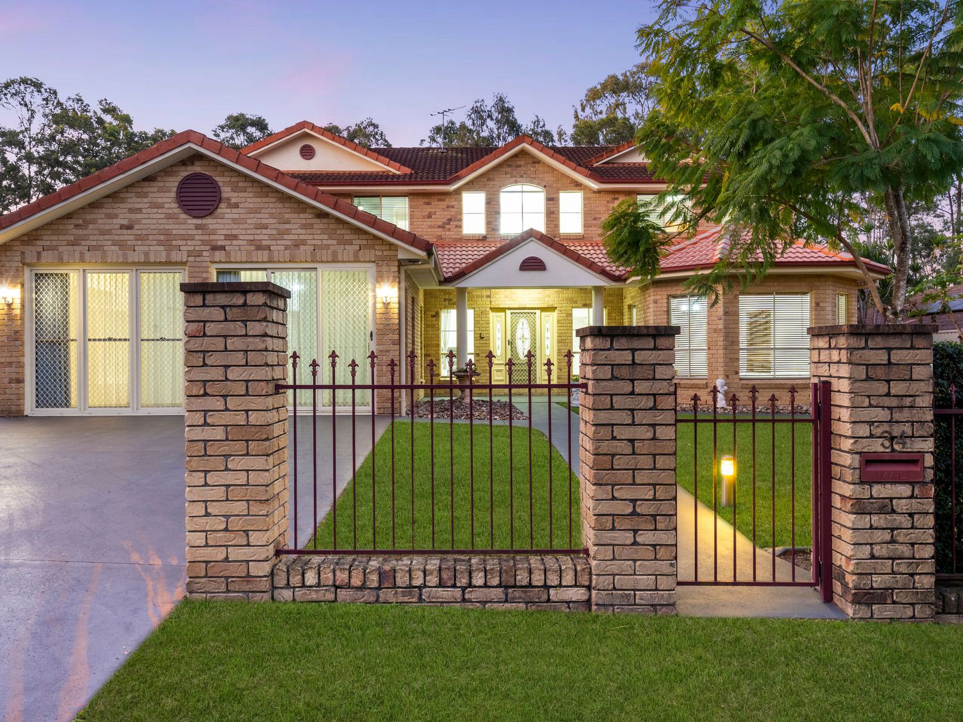 34 EUCALYPT PLACE, Heritage Park