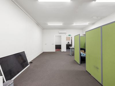 27 The Circle, Altona North