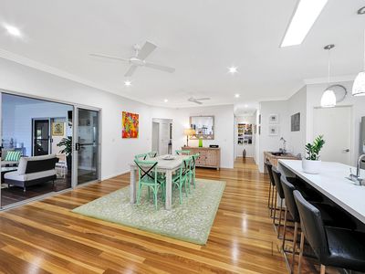 10 PAPERBARK COURT, Woodgate