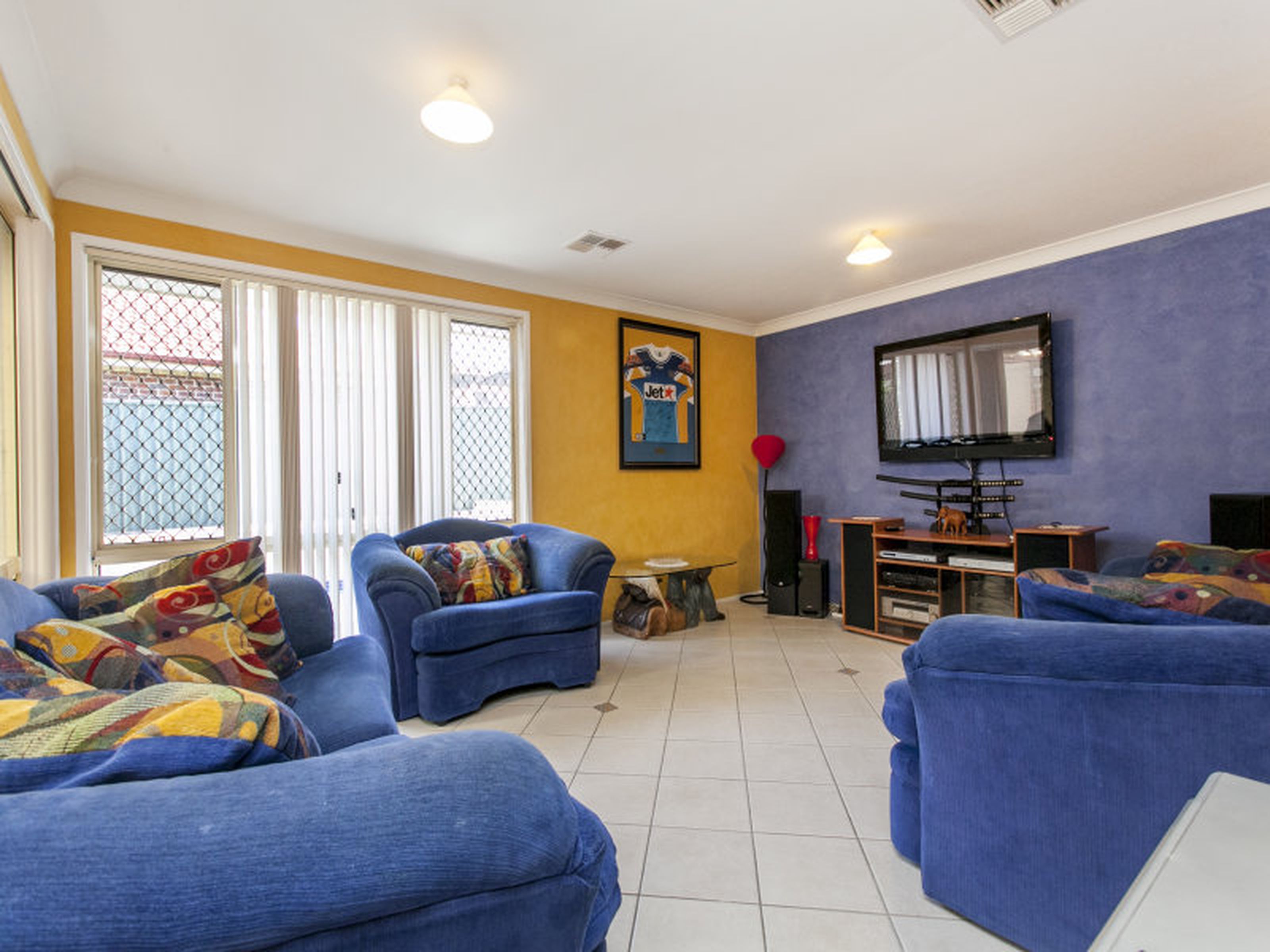 8 Laguna Drive, GLENMORE PARK