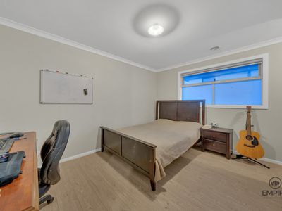 28 Viewbright Road, Clyde North