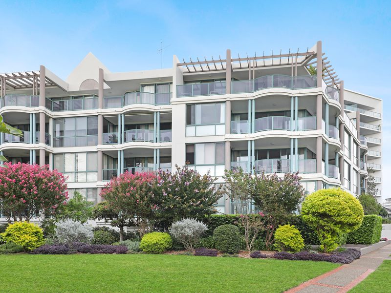 6 / 1A Market Street, Wollongong