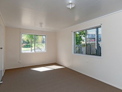 56 Naomi St, Bundamba