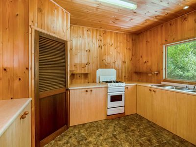 77 Youngs Lane, Heathcote