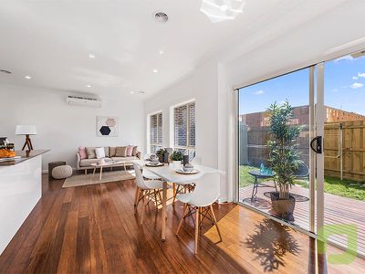2 / 31 Fifth Avenue, Altona North