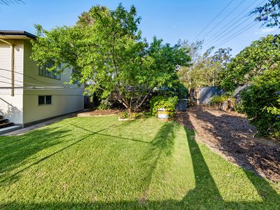 18 Satinay Street, Keperra