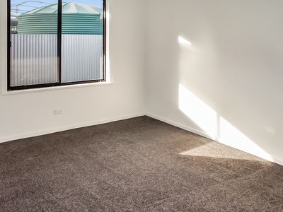 4 / 17 Stawell Road, Horsham