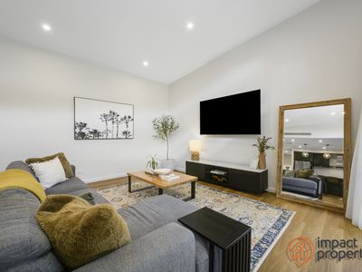 17 Alistair Knox Terrace, Taylor