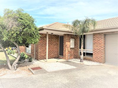 1 / 39 Davies Street, Altona