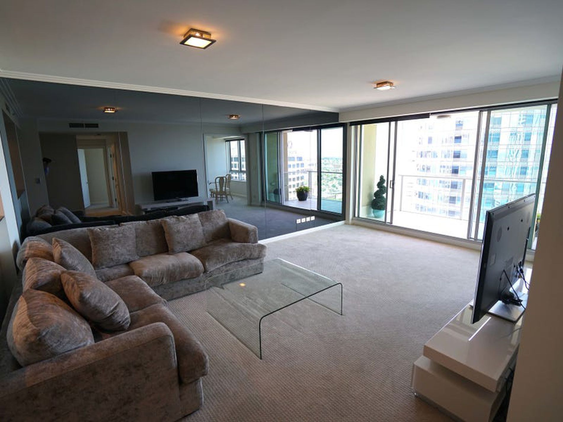 3203 / 68 Market Street, Sydney