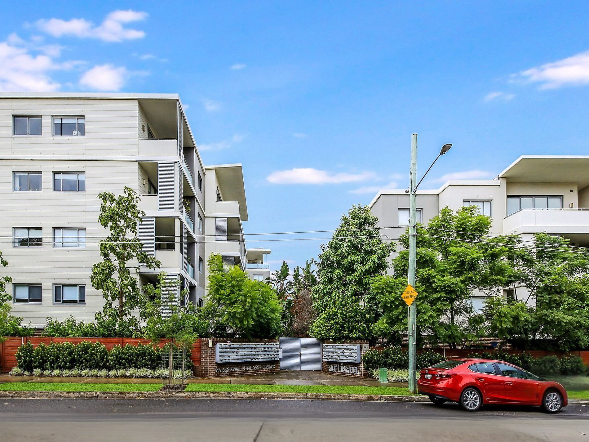 84 / 54A Blackwall Point Road, Chiswick