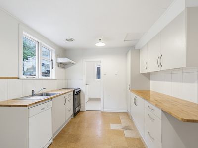14 Cave Road, Houghton Bay