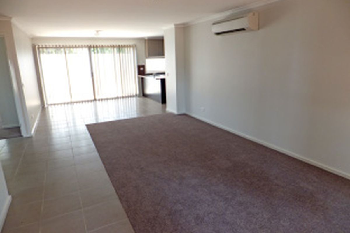 2 / 6 Tweddle Street, Kyabram