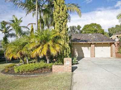 37 Karoonda Rd, Booragoon