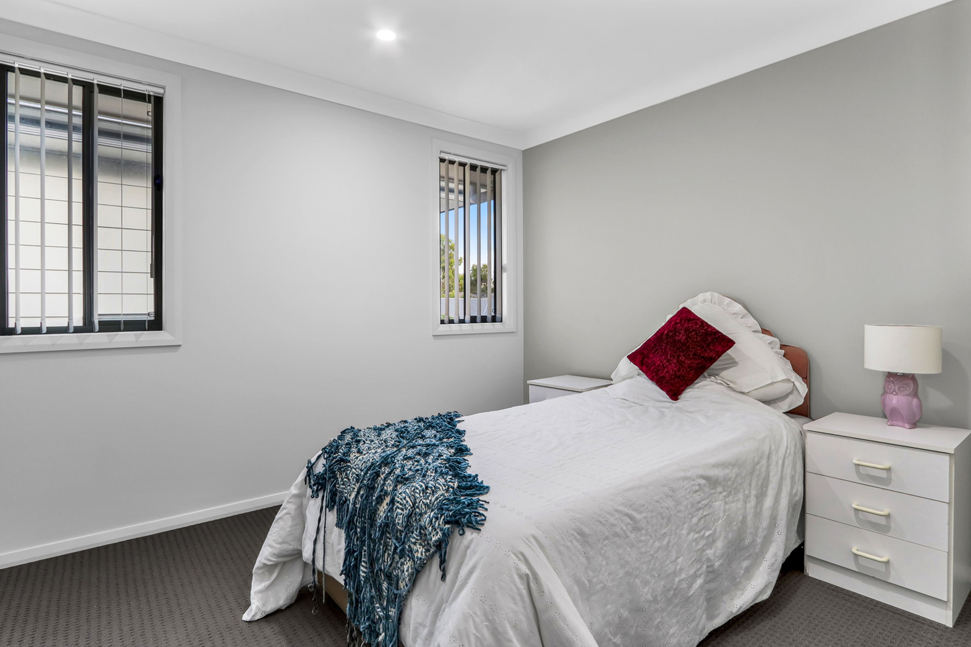 7 Barrow Circuit, JORDAN SPRINGS